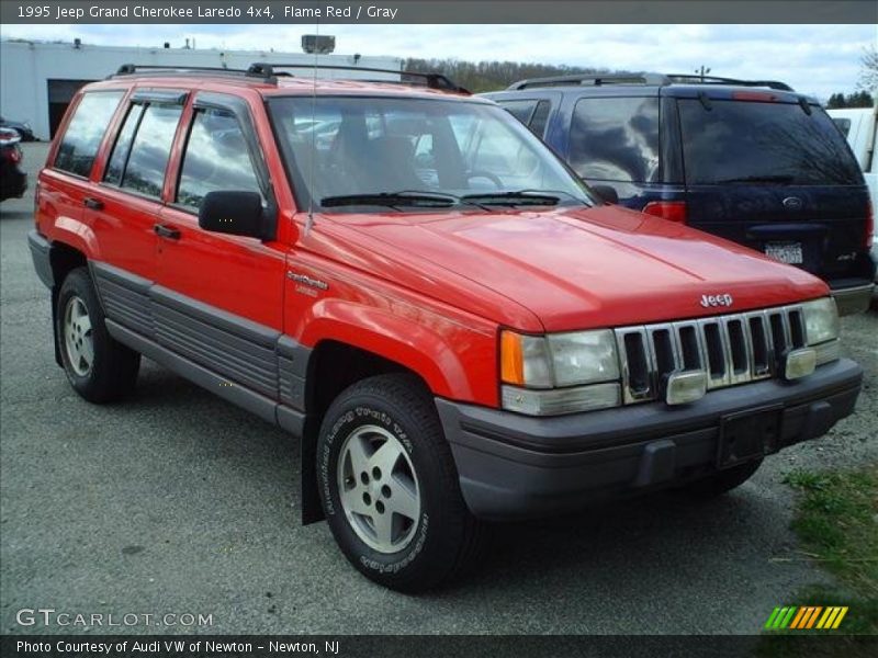 Flame Red / Gray 1995 Jeep Grand Cherokee Laredo 4x4