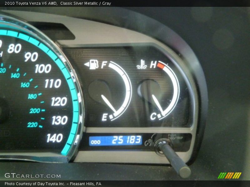 Classic Silver Metallic / Gray 2010 Toyota Venza V6 AWD
