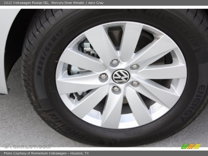 Mercury Silver Metallic / Aero Gray 2012 Volkswagen Routan SEL