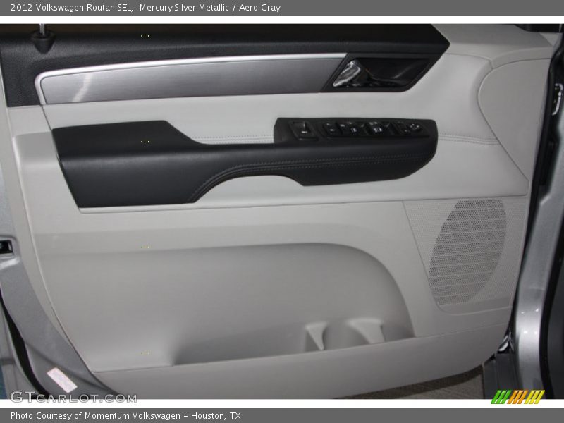 Mercury Silver Metallic / Aero Gray 2012 Volkswagen Routan SEL