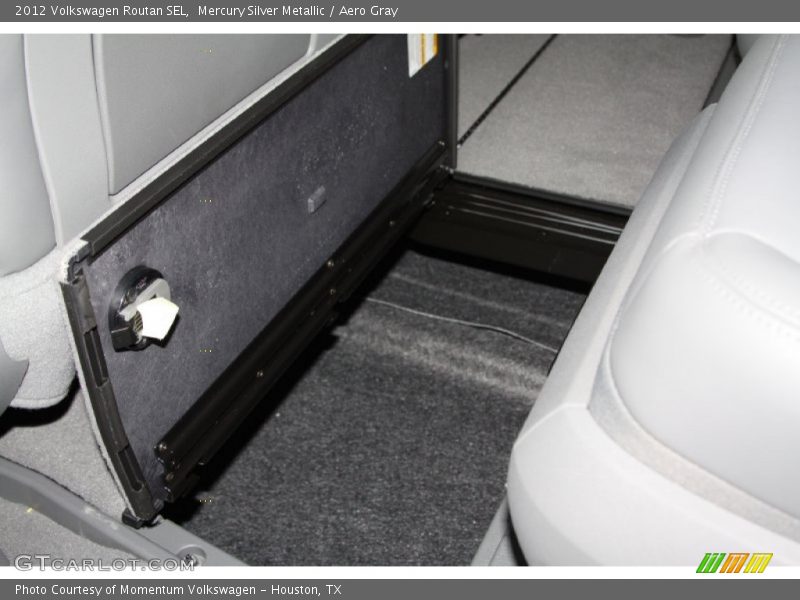 Mercury Silver Metallic / Aero Gray 2012 Volkswagen Routan SEL