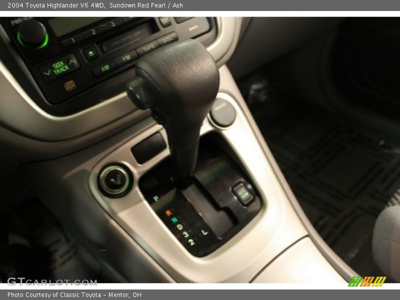 Sundown Red Pearl / Ash 2004 Toyota Highlander V6 4WD