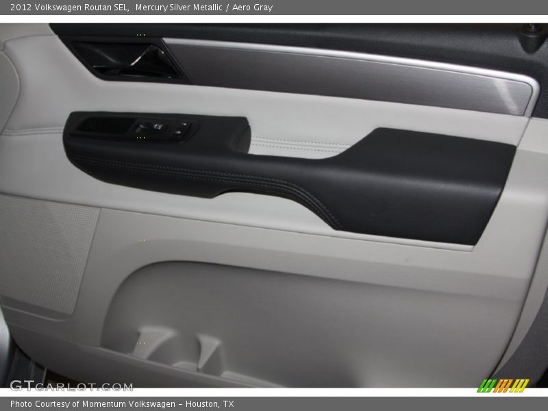 Mercury Silver Metallic / Aero Gray 2012 Volkswagen Routan SEL