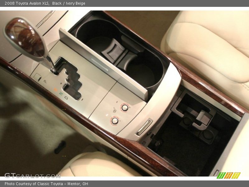 Black / Ivory Beige 2008 Toyota Avalon XLS