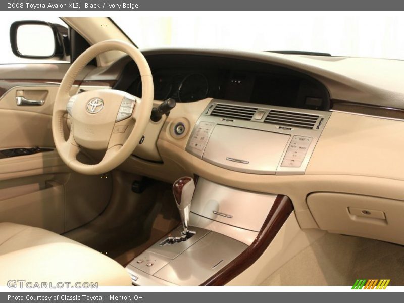 Black / Ivory Beige 2008 Toyota Avalon XLS
