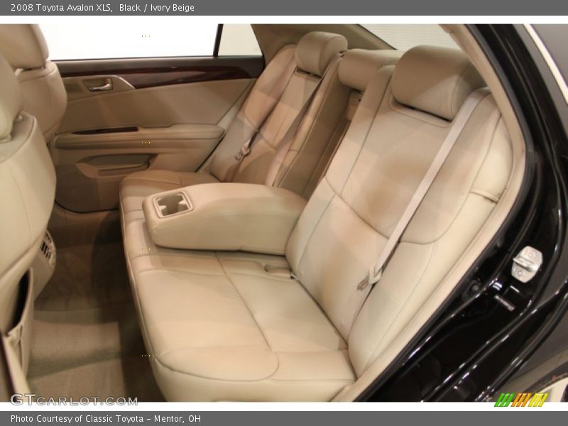 Black / Ivory Beige 2008 Toyota Avalon XLS