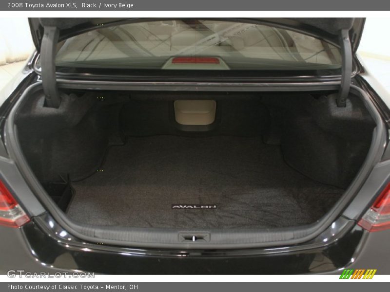 Black / Ivory Beige 2008 Toyota Avalon XLS