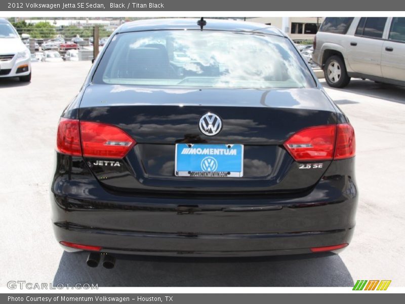 Black / Titan Black 2012 Volkswagen Jetta SE Sedan