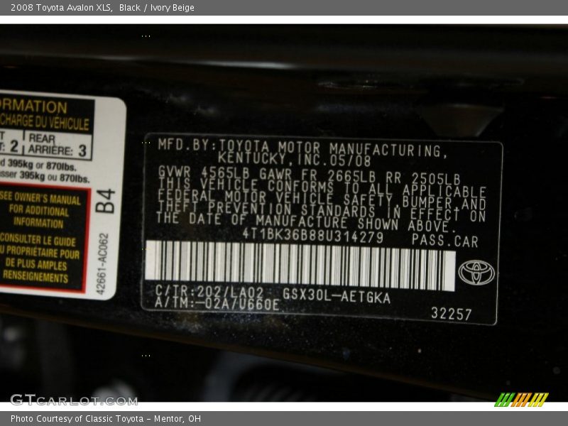 Black / Ivory Beige 2008 Toyota Avalon XLS