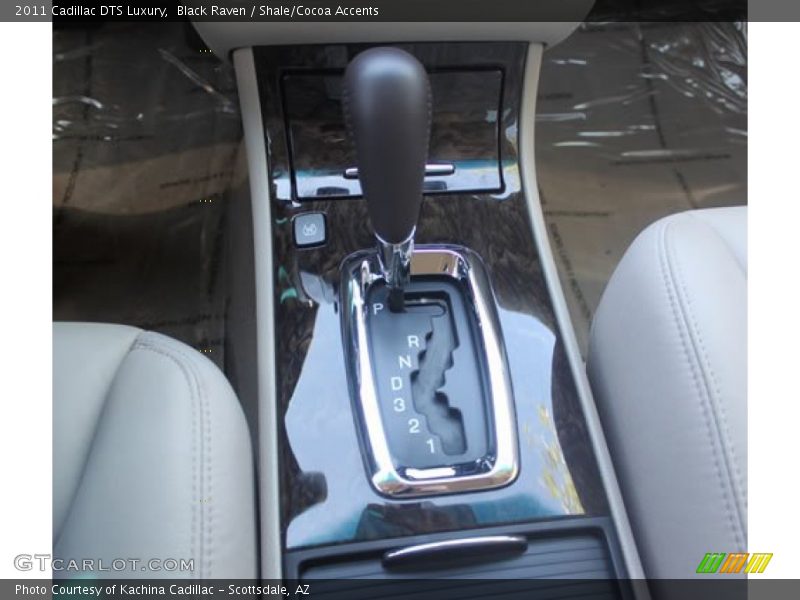 Black Raven / Shale/Cocoa Accents 2011 Cadillac DTS Luxury