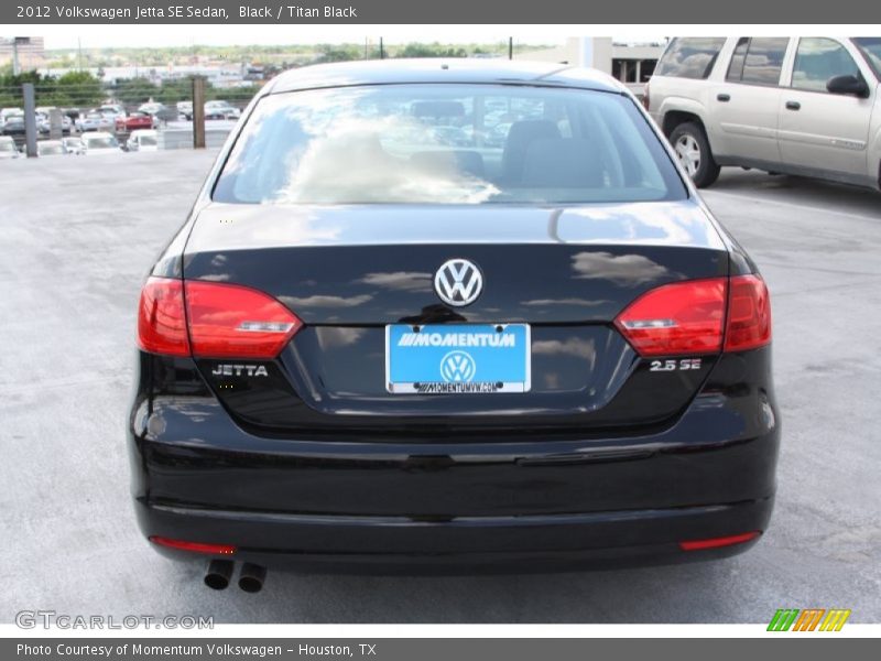 Black / Titan Black 2012 Volkswagen Jetta SE Sedan