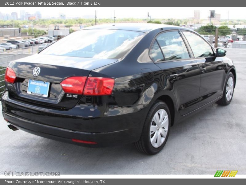 Black / Titan Black 2012 Volkswagen Jetta SE Sedan