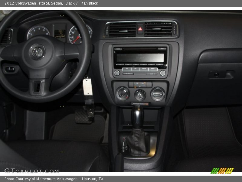 Black / Titan Black 2012 Volkswagen Jetta SE Sedan