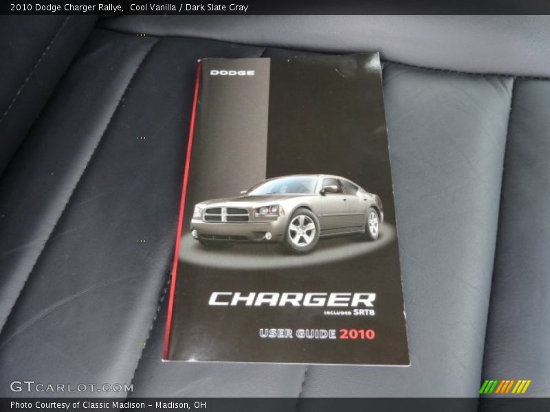 Cool Vanilla / Dark Slate Gray 2010 Dodge Charger Rallye