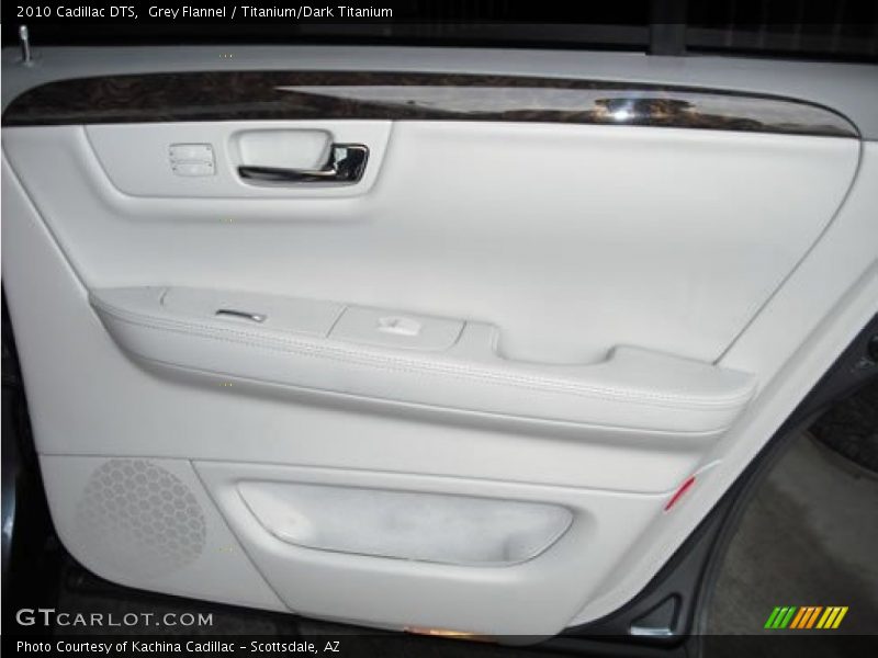 Grey Flannel / Titanium/Dark Titanium 2010 Cadillac DTS