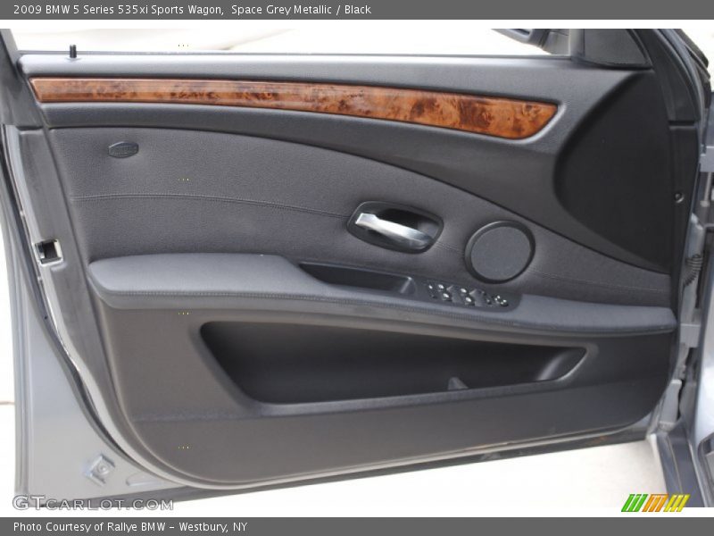 Door Panel of 2009 5 Series 535xi Sports Wagon