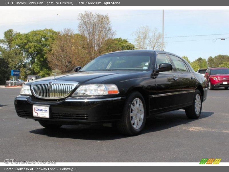 Black / Medium Light Stone 2011 Lincoln Town Car Signature Limited