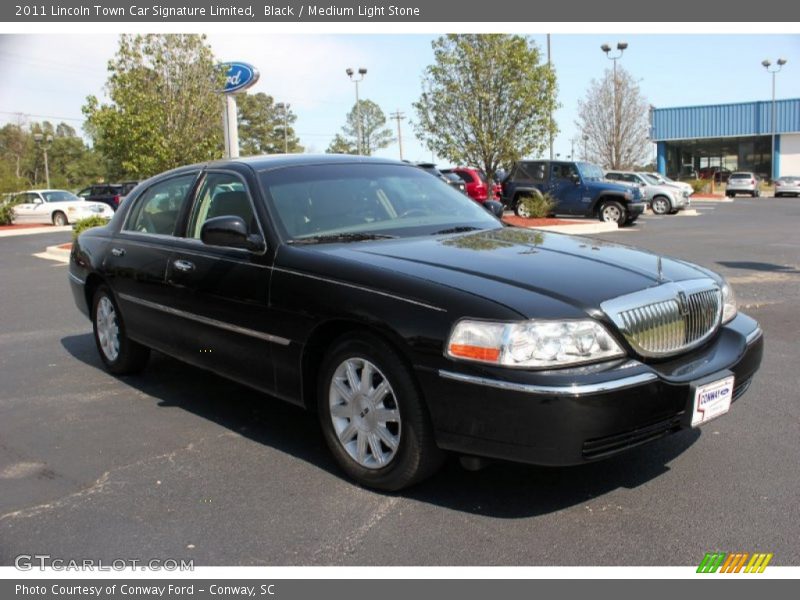 Black / Medium Light Stone 2011 Lincoln Town Car Signature Limited