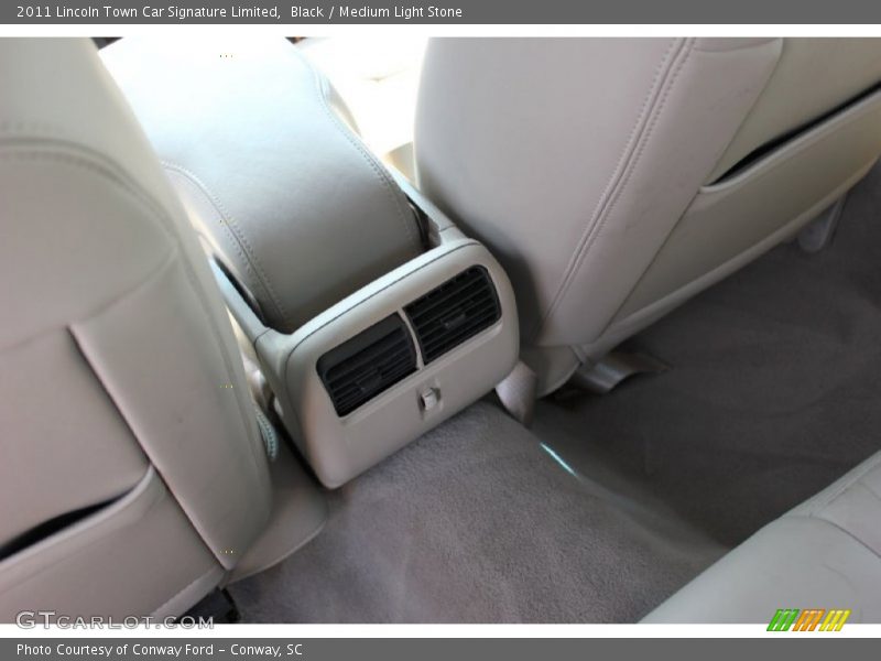 Black / Medium Light Stone 2011 Lincoln Town Car Signature Limited