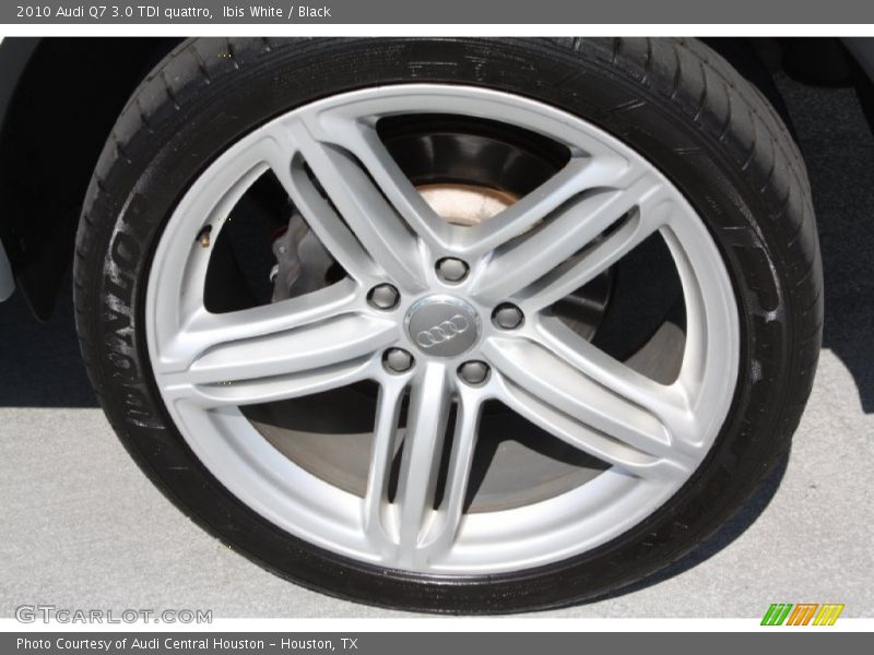 Ibis White / Black 2010 Audi Q7 3.0 TDI quattro