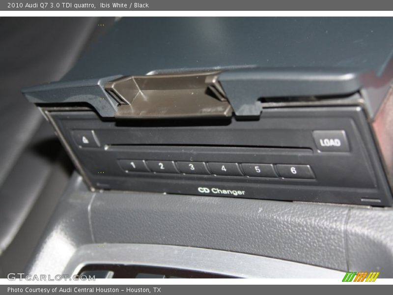 Ibis White / Black 2010 Audi Q7 3.0 TDI quattro