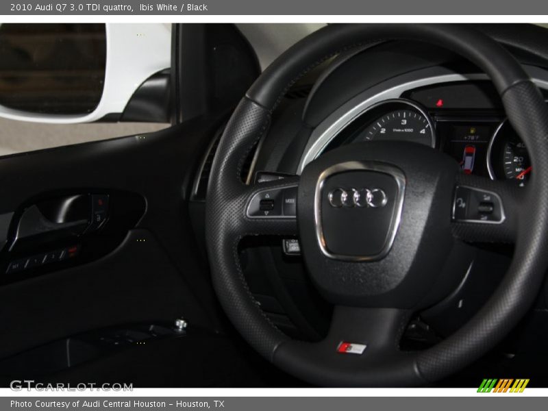 Ibis White / Black 2010 Audi Q7 3.0 TDI quattro