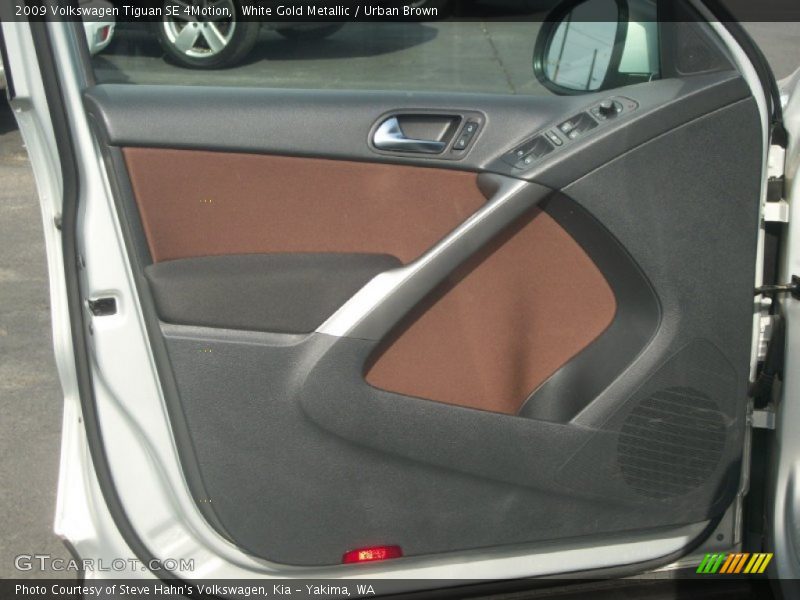 White Gold Metallic / Urban Brown 2009 Volkswagen Tiguan SE 4Motion