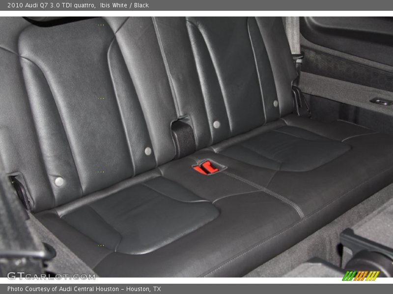 Ibis White / Black 2010 Audi Q7 3.0 TDI quattro