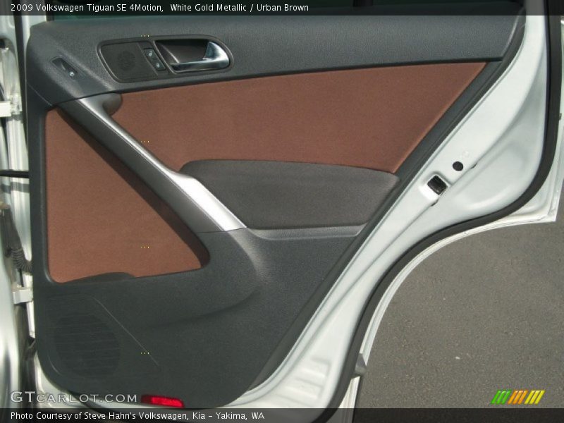 White Gold Metallic / Urban Brown 2009 Volkswagen Tiguan SE 4Motion