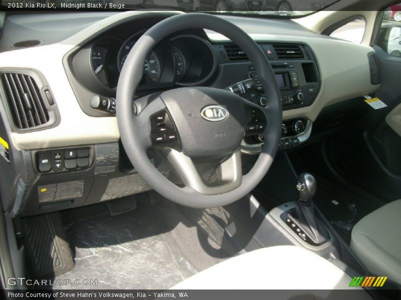 Midnight Black / Beige 2012 Kia Rio LX