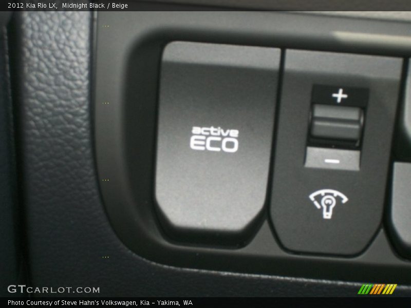 Midnight Black / Beige 2012 Kia Rio LX