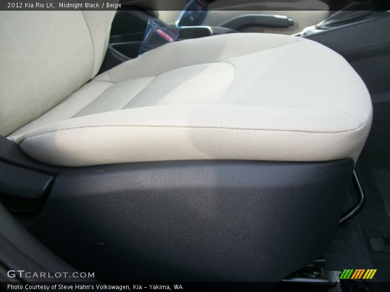 Midnight Black / Beige 2012 Kia Rio LX