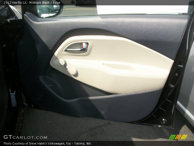 Midnight Black / Beige 2012 Kia Rio LX