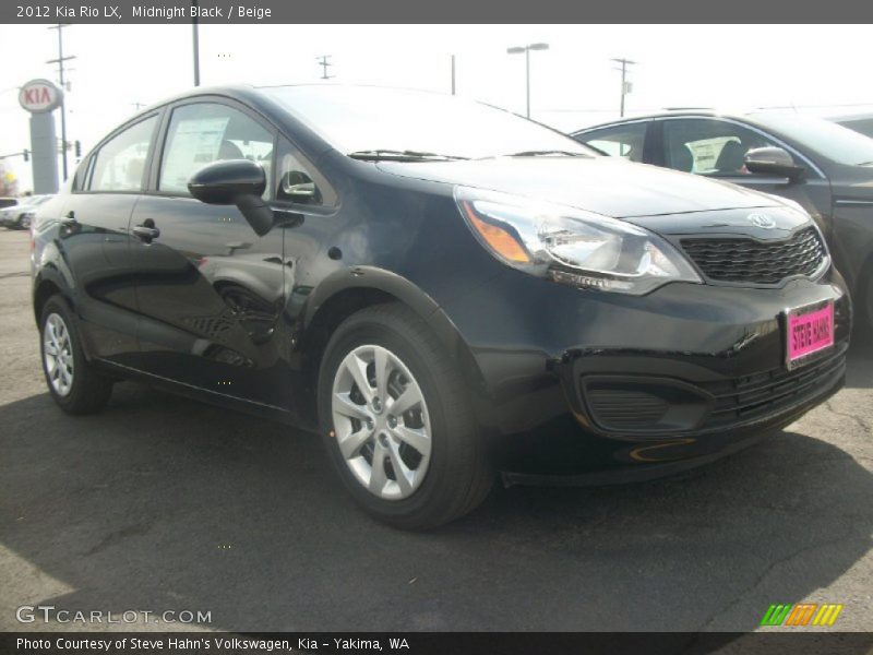 Midnight Black / Beige 2012 Kia Rio LX