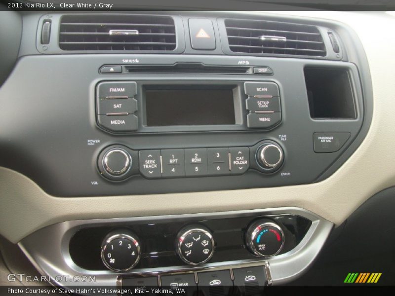 Clear White / Gray 2012 Kia Rio LX