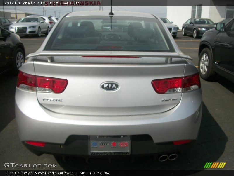 Bright Silver / Black 2012 Kia Forte Koup EX