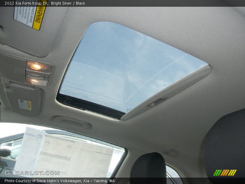 Bright Silver / Black 2012 Kia Forte Koup EX