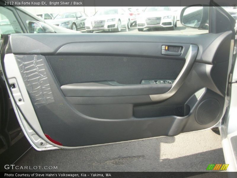 Bright Silver / Black 2012 Kia Forte Koup EX