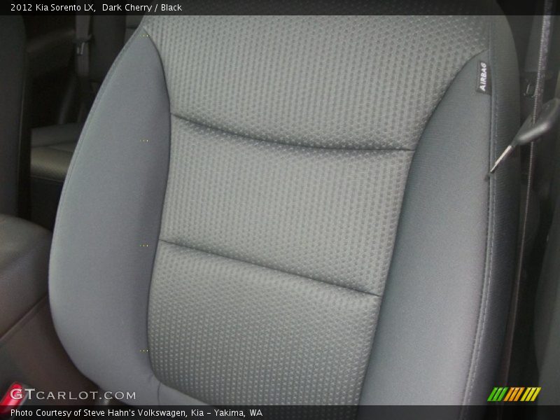 Dark Cherry / Black 2012 Kia Sorento LX
