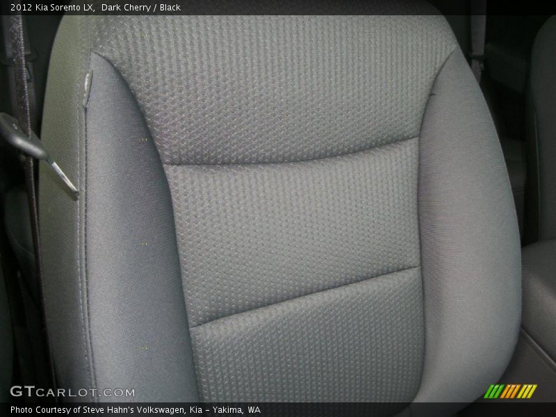 Dark Cherry / Black 2012 Kia Sorento LX