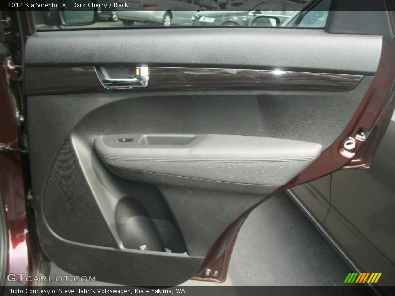 Dark Cherry / Black 2012 Kia Sorento LX