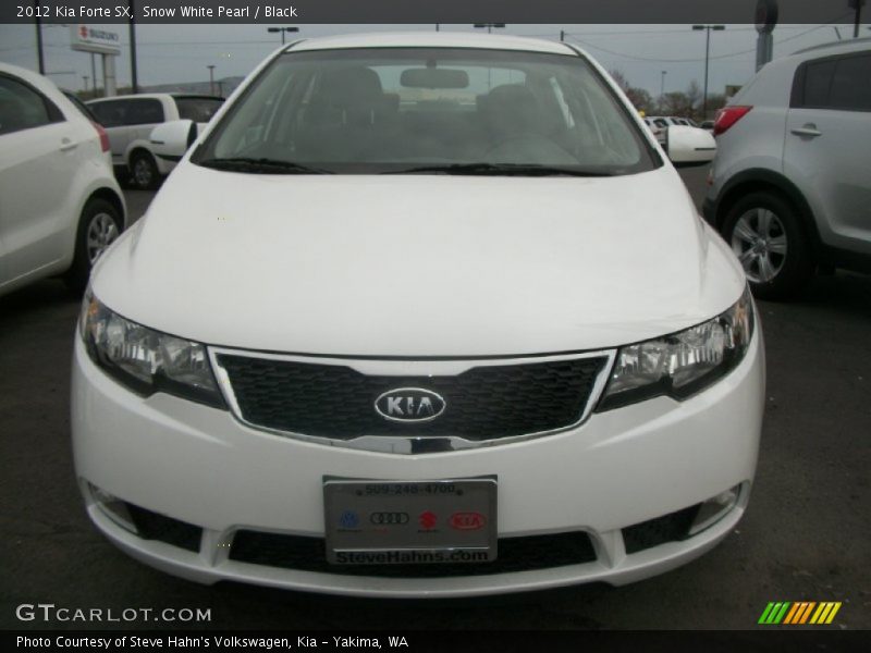 Snow White Pearl / Black 2012 Kia Forte SX