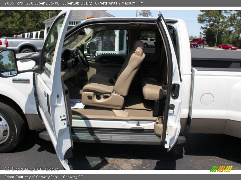 Oxford White / Medium Flint 2006 Ford F350 Super Duty XLT SuperCab Dually