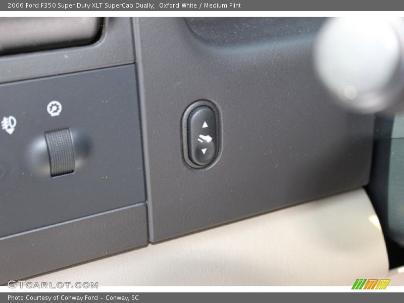 Oxford White / Medium Flint 2006 Ford F350 Super Duty XLT SuperCab Dually