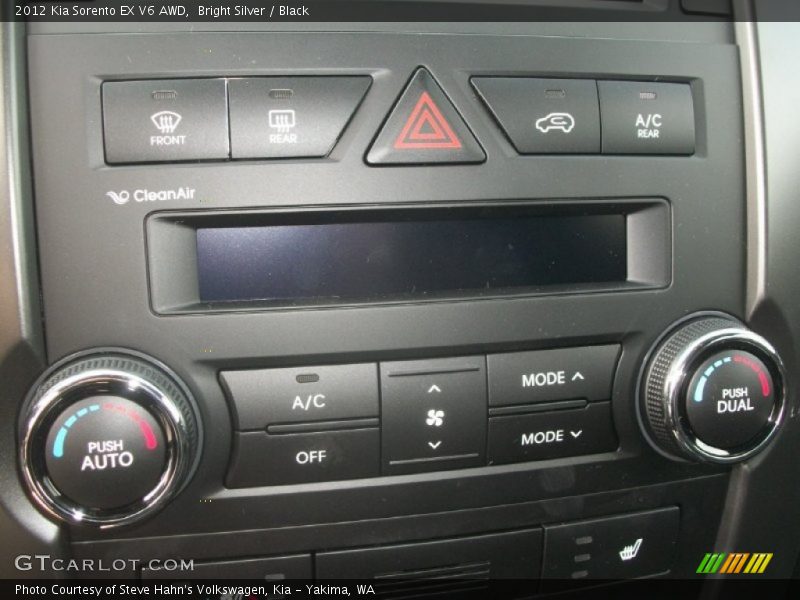 Bright Silver / Black 2012 Kia Sorento EX V6 AWD