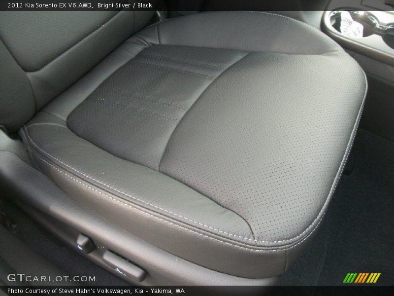 Bright Silver / Black 2012 Kia Sorento EX V6 AWD