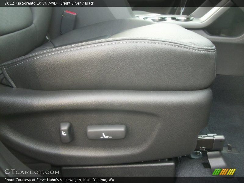 Bright Silver / Black 2012 Kia Sorento EX V6 AWD