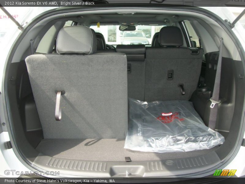  2012 Sorento EX V6 AWD Trunk