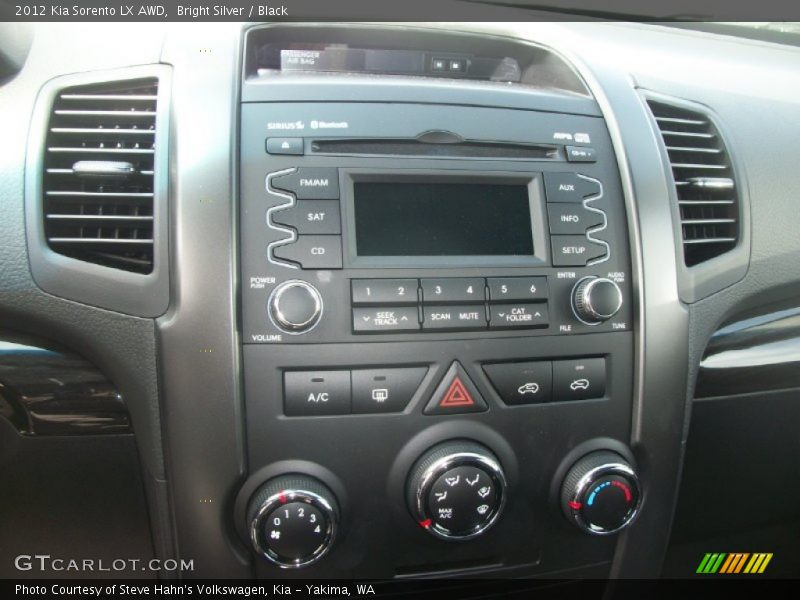 Controls of 2012 Sorento LX AWD