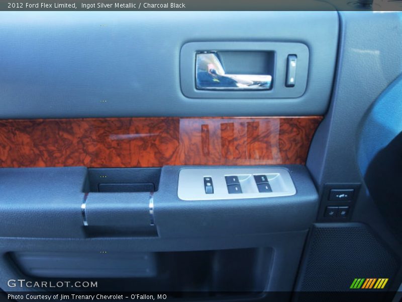 Ingot Silver Metallic / Charcoal Black 2012 Ford Flex Limited